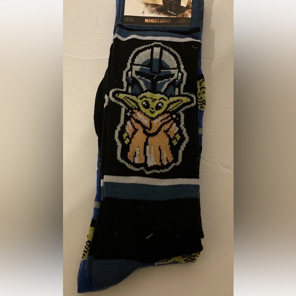 Star Wars The Mandalorian Grogu Baby Yoda Crew Socks 2 Pair Set Mens Size 6-12